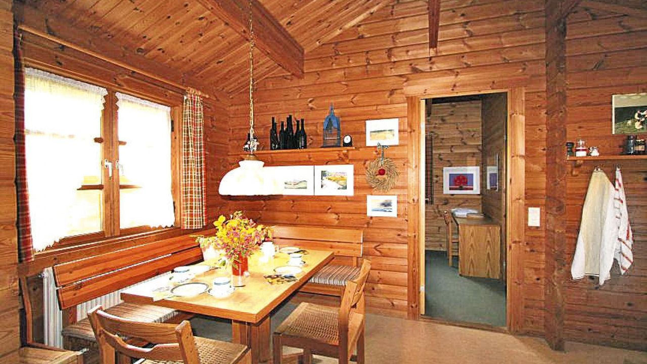 DiningRoom DiningRoom